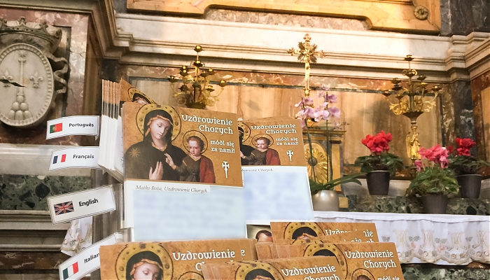 Prośby i podziękowania naszych Przyjaciół do Matki Bożej Uzdrowienie Chorych złożone przed Jej cudownym Obliczem w Rzymie