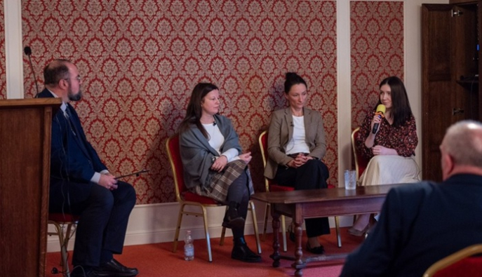 Cywilizacja życia czy cywilizacja śmierci? „Kobieca” debata w Klubie Stańczyka