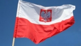 Elity zniechęcają do patriotyzmu